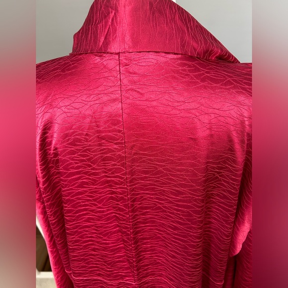 Beautiful Silk Vintage Japanese Kimono Crimson Robe Rare Wafu Red Japan Vampire - Picture 3 of 9